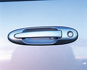 AUT 30 RK0779 02
2001 Toyota Sequoia Gray Detail