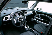 AUT 30 RK0912 08
2002 BMW Mini Cooper Silver Detail Interior
