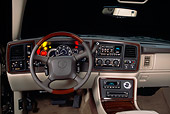 AUT 30 RK1044 05
2002 Cadillac Escalade Canepa Detail Studio