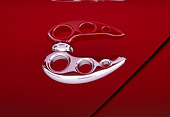 AUT 30 RK1096 03
2002 Torpedo Roadster Red Detail Shot