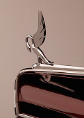 AUT 30 RK1890 01
1941 Packard Kustom Roadster Burgundy Detail Hood Ornament