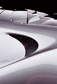 AUT 30 RK1912 03
2005 Leaver GT Silver Detail Rear Vent