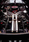 AUT 30 RK1922 02
2005 Leaver GT Silver  Overhead Engine Detail