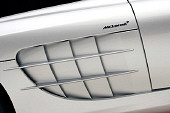 AUT 30 RK2436 01
2005 Mercedes-Benz SLR McLaren Silver Side Vent Detail