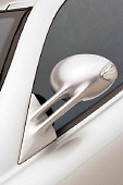 AUT 30 RK2437 01
2005 Mercedes-Benz SLR McLaren Silver Side Mirror Detail
