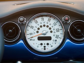 AUT 30 RK3212 01
2006 Mini Cooper S Convertible Blue JCW Tuning Detail