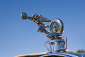 AUT 30 RK3372 01
Packard Hood Ornament