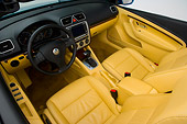 AUT 30 RK3557 01
2007 Volkswagen Eos 2.0T Convertible Blue Detail Interior Studio