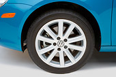 AUT 30 RK3559 01
2007 Volkswagen Eos 2.0T Convertible Blue Detail  Studio