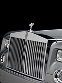 AUT 30 RK3768 01
2007 Rolls Royce Phantom Black Detail Studio
