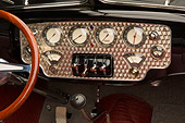AUT 30 RK3824 01
1934 Zephyr Boat-tail Roadster Black Detail Studio