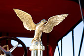 AUT 30 RK3992 01
1909 Thomas Flyer Bird Hood Ornament
