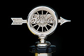 AUT 30 RK4035 01
1917 Pierce-Arrow Touring Model 48 Radiator Cap Detail Studio