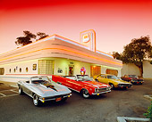 AUT 31 RK0015 02
1967 Chevrolet Corvette 427 1967 Plymouth Belvedere 1971 Plymouth Roadrunner 1965 Pontiac GTO By Diner