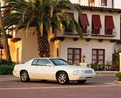 AUT 33 RK0206 04
2000 Cadillac El Dorado Pearl White 3/4 Side View By Spanish Building