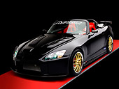 AUT 33 RK0365 01
2000 Honda S2000 Convertible Black 3/4 Front View Studio