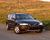 AUT 34 RK0283 03
2001 Volvo V70 XC Brown 3/4 Front View On Pavement By Grass Hill