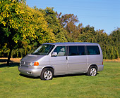 AUT 34 RK0311 02
2001 Volkswagen Eurovan Silver 3/4 Side View On Grass By Trees