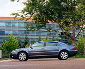 AUT 39 RK0236 01
2004 Volkswagen Phaeton W12 Black Profile View On Pavement By Building