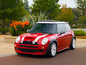 AUT 40 RK0237 01
2005 Mini Cooper S Red Checkered 3/4 Front View On Pavement Trees Background