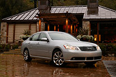 AUT 41 RK0190 01
2006 Infiniti M35 Silver 3/4 Front View On Pavement By Building