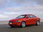 AUT 42 RK0100 01
2007 Volvo C70 Red Low 3/4 Front View On Pavement