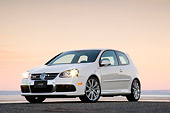 AUT 43 RK0206 01
2008 Volkswagen R32 White 3/4 Front View By Water