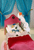 BRD 01 RC0019 01
Humorous Cockatoo Doctor Seeing Cockatoo Patient At Bedside Studio
