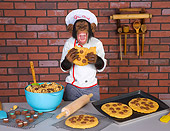 CHI 03 RK0295 01
Humorous Baker Chimpanzee: Chocolate-Chimp Cookie