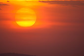 LAN 01 MC0001 01
Sun At Sunset Over Masai Mara Kenya
