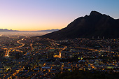 LAN 01 MH0130 01
Cape Town City Centre At Sunrise With View Of Table Mountain In South Africa
