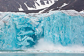 LAN 08 KH0116 01
Monaco Glacier Calving In Spitsbergen, Svalbard