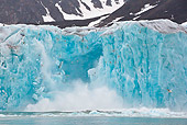 LAN 08 KH0118 01
Monaco Glacier Calving In Spitsbergen, Svalbard