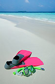 LAN 09 KH0023 01
Snorkel Gear On Beach Maldives