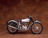MOT 01 RK0350 02
1951 Norton 500T Profile View Studio