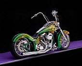 MOT 01 RK0448 03
2004 Coastside Custom Softail Green Yellow Flames