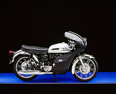 MOT 01 RK0544 02
1962 Norton 650 SS Silver And Black Profile View Studio