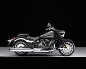 MOT 01 RK0623 02
2006 Yamaha, Roadliner, Midnight Black Profile View On Gray Floor Studio