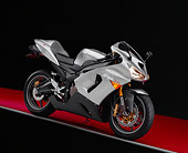 MOT 02 RK0277 03
2005 Kawasaki ZX6R Ninja Titanium 3/4 Side View On Red Floor Gray Linde Studio