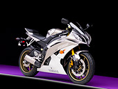 MOT 02 RK0409 01
2008 Yamaha YZF-R6 Motorcycle Silver 3/4 Front View Studio