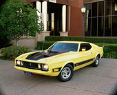 MST 01 RK0412 04
1973 Ford Mustang Mach I Yellow And Black 3/4 Front View On Pavement