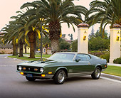 MST 01 RK0417 02
1972 Ford Mustang Mach I Green 3/4 Front View On Pavement