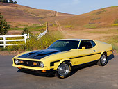 MST 01 RK0979 01
1971 Ford Mustang Mach 1 351 Yellow 3/4 Front View On Pavement