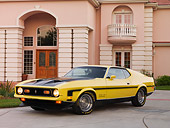 MST 01 RK0982 01
1971 Ford Mustang Mach 1 351 Yellow 3/4 Front View On Pavement