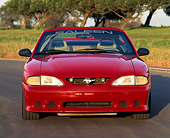 MST 02 RK0029 03
1995 Ford Mustang Saleen S351 Convertible Head On View On Road