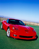 VET 01 RK0707 02
2006 Chevrolet Corvette Z06 Red Slanted 3/4 Front View On Turf