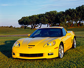 VET 01 RK0724 01
2006 Chevrolet Corvette Z06 Yellow 3/4 Front View On Grass