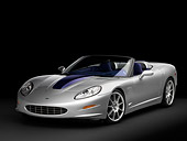 VET 01 RK0784 01
2007 Chevrolet Corvette Callaway C16 Cabrio Silver 3/4 Front View Studio