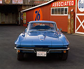 VET 03 RK0409 01
1965 Chevrolet Corvette 327 Blue Head On Shot On Pavement
