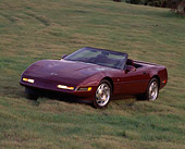 VET 04 RK0010 07
1993 Chevrolet Corvette Anniversary Edition Convertible Burgundy 3/4 Front View On Grass